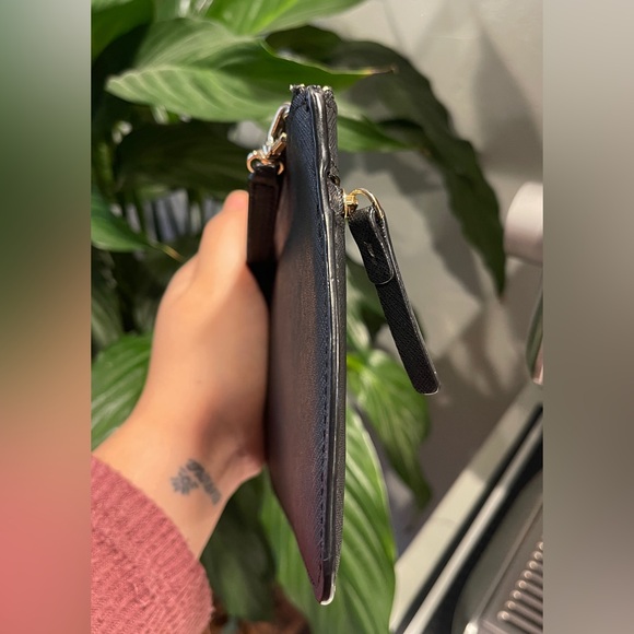 Kate Spade Laurel Way Tinie Black Wristlet - Picture 7 of 10